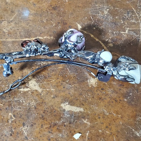 Mauve & Olive Silk Petite Roses Barrette with Pearl an Garnet Crystal - Picture 8 of 8